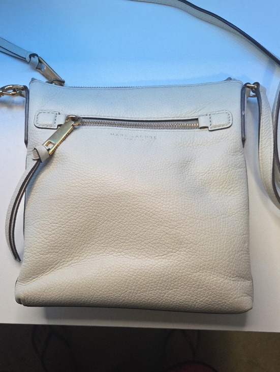 Marc Jacobs Handbags - Marc Jacobs Gotham Flat Cream Pebbled Leather Crossbody with Gold Hardware